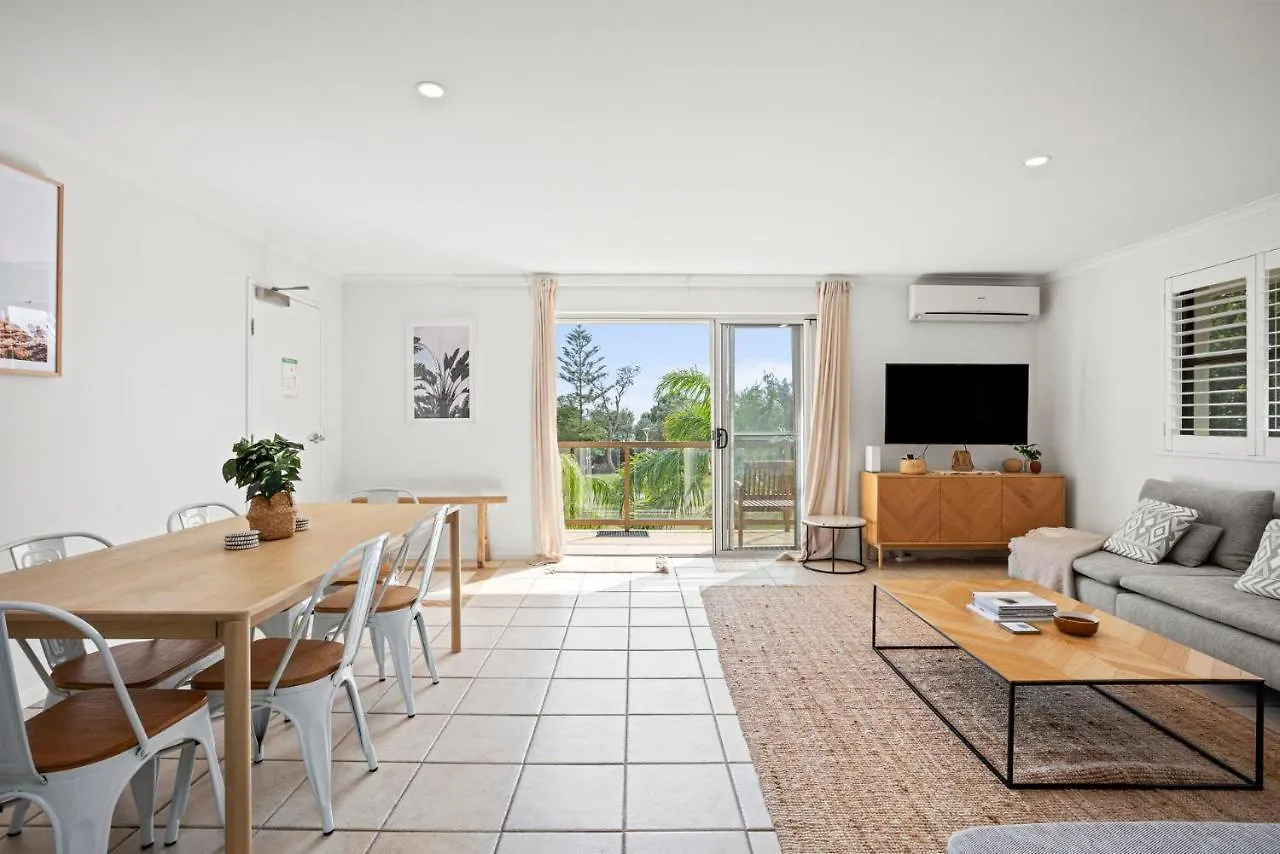 Lawson Beachfront Byron Bay Apartment